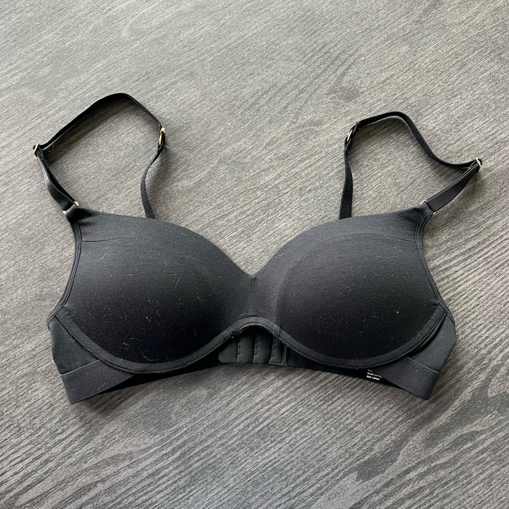 Lively Wireless T-Shirt Bra in Black (34B)